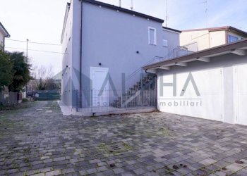 Box auto - Three-room apartment via Rovigno, Ravenna - photo 33