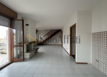 IMG_5725.JPG - Appartamento Macerata - foto 11