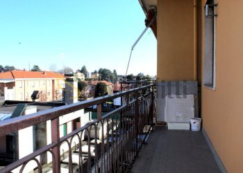 Balcone zona notte.JPG - Trilocale Via XXIV Maggio, San Vittore Olona - foto 15