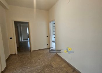 20240403_174421.jpg - Apartment Viale Duca Alessandro 90, Parma (neighborhood Cittadella) - photo 13