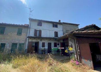 27.jpg - Terratetto - Terracielo SP54 109, Medesano - foto 2