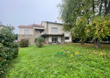 8.jpg - Casa indipendente Via Giosuè Carducci 3, Medesano - foto 20