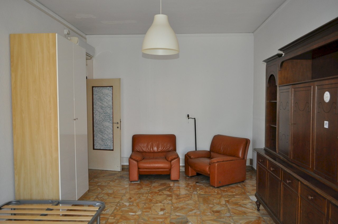 DSC_0004.JPG - Quadrilocale BORGO SORGO 12, Parma (zona Oltretorrente) - foto 1