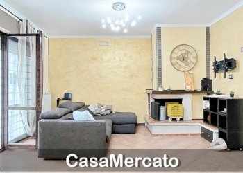 b4.jpg - Four-room apartment Viale Spagna, Albano Laziale - photo 4