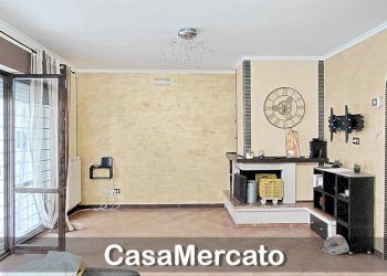 b6.jpg - Four-room apartment Viale Spagna, Albano Laziale - photo 6