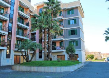 ESTERNO2.jpg - Trilocale Via Santa Maria 202/C, Quarto - foto 3