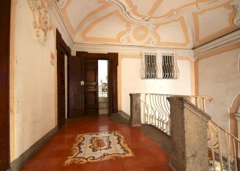 pianerottolo1.jpg - Trilocale Via Guglielmo Marconi 49, Portici - foto 11