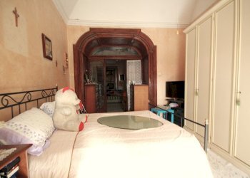 camera da letto2.jpg - Trilocale Via Guglielmo Marconi 49, Portici - foto 19