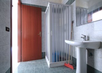 wc2.jpg - Trilocale Via Guglielmo Marconi 49, Portici - foto 20