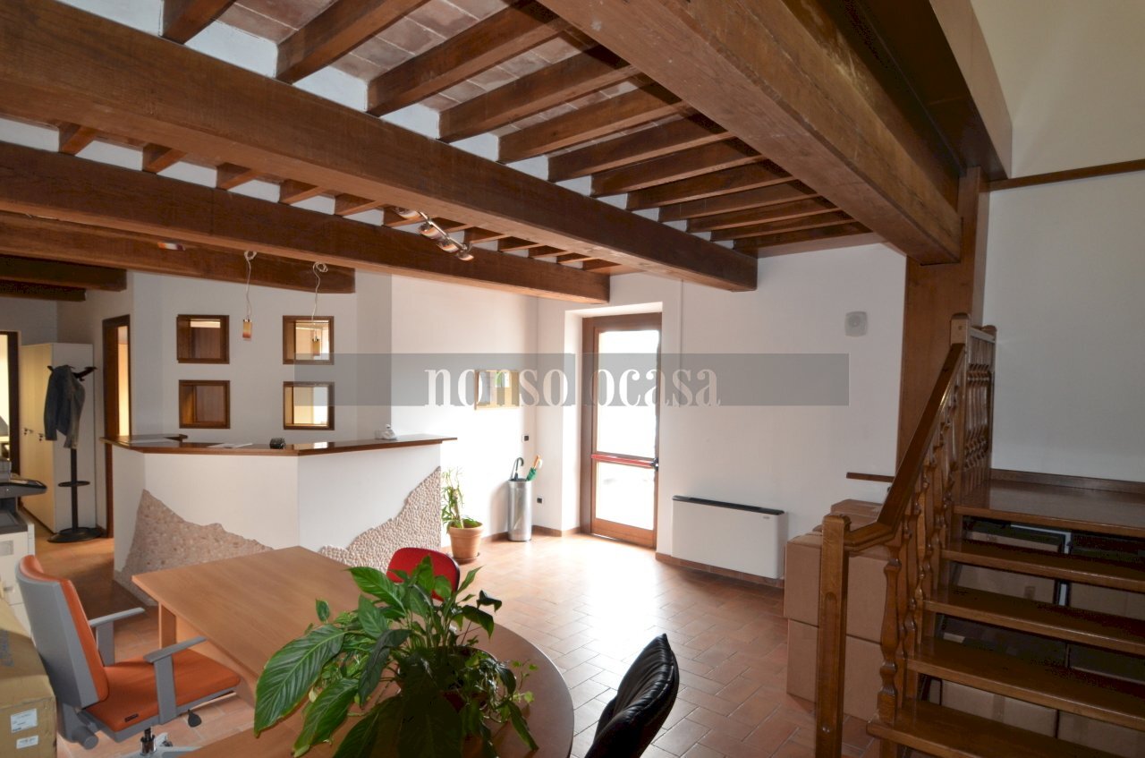 INGRESSO - Office Strada della Molinella 999, Perugia - photo 1