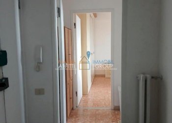 3.jpg - Trilocale Via del Patriota 17, Massa - foto 14