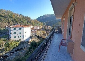 1000192921.jpg - Appartamento Via Pero 154, frazione Pero, Varazze - foto 3