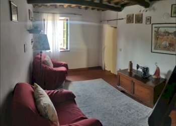 5.PNG - Semi-detached house Camaiore - photo 8