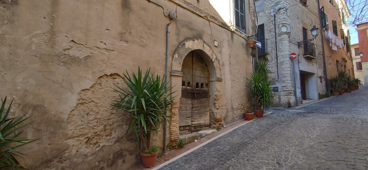 1644512309509.jpg - Box Via Vincenzo Bellini 27, Monterotondo - foto 1