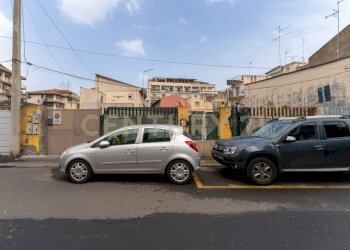 Via Velletri 16 CT (2).jpg - Casa indipendente Via Velletri 16, Catania - foto 3