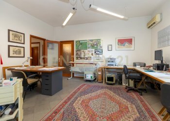 Via Convento del Carmine 5 (16).jpg - Ufficio Via Convento del Carmine 5, Tremestieri Etneo - foto 2