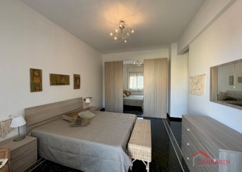 4.1 camera .jpeg - Apartment Via G. F. Porrata 37, Genova (neighborhood Prà) - photo 11