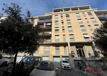 9.1 edificio.jpeg - Apartment Via G. F. Porrata 37, Genova (neighborhood Prà) - photo 23