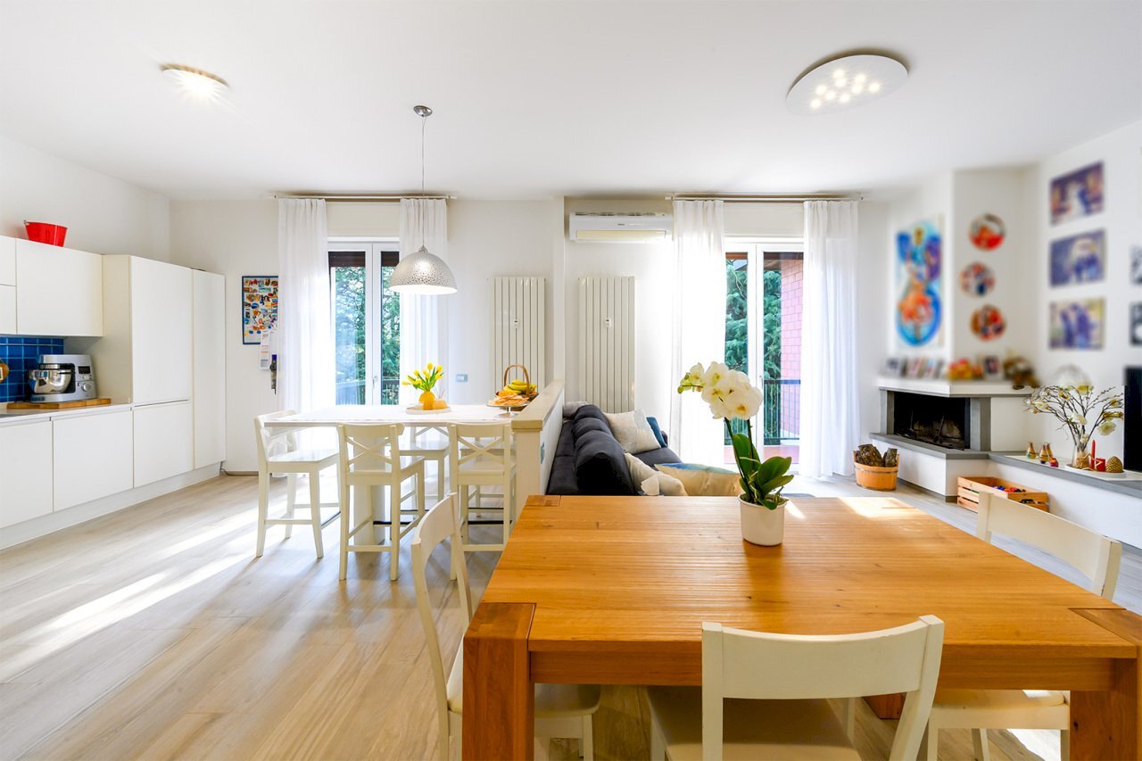 DSC_1987-HDR.jpg - Two-room apartment Via Aldo e Carlo Bettini, Sasso Marconi - photo 1