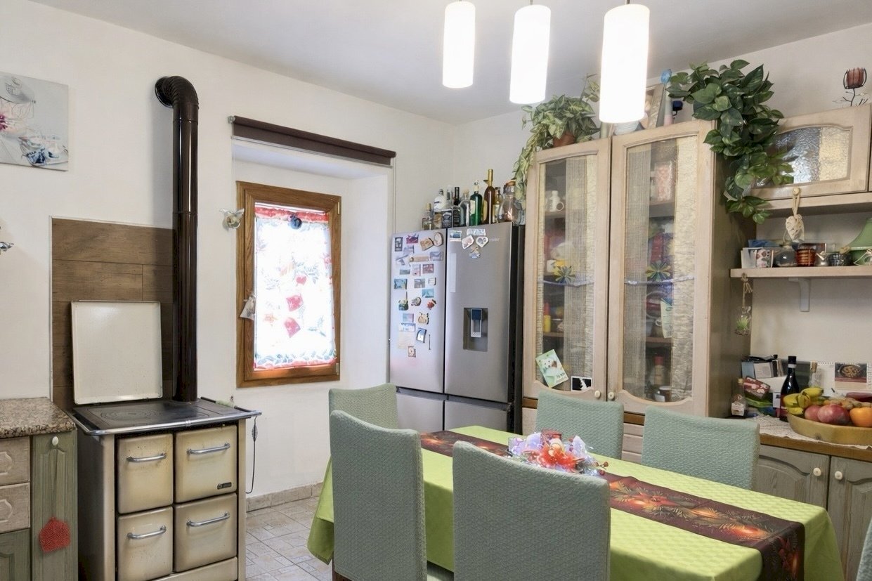 962CAF2E-2D87-47C2-8478-FAD5CF9D9083.jpg - Terratetto - Terracielo via La Torre, San Benedetto Val di Sambro - foto 2