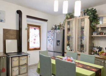 962CAF2E-2D87-47C2-8478-FAD5CF9D9083.jpg - Terratetto - Terracielo via La Torre, San Benedetto Val di Sambro - foto 2