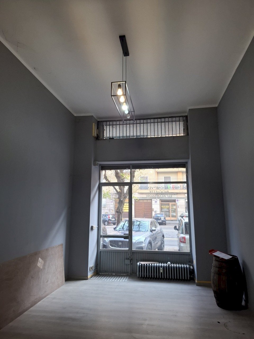 20251110_140031.jpg - Commercial Premises Torino (neighborhood Vanchiglietta) - photo 1
