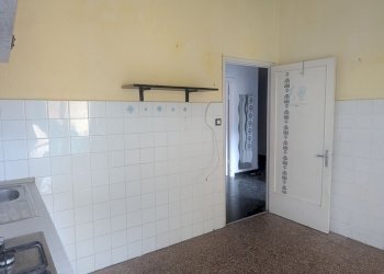 cucina - Appartamento Via Francesco Pedemonte, Serra Riccò - foto 4