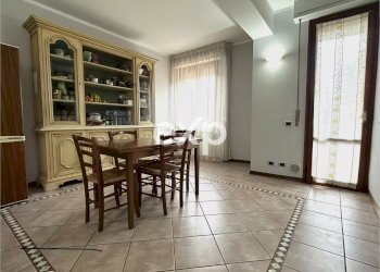 Appartamento Via della Chiesa di Capezzana, Prato - foto 2