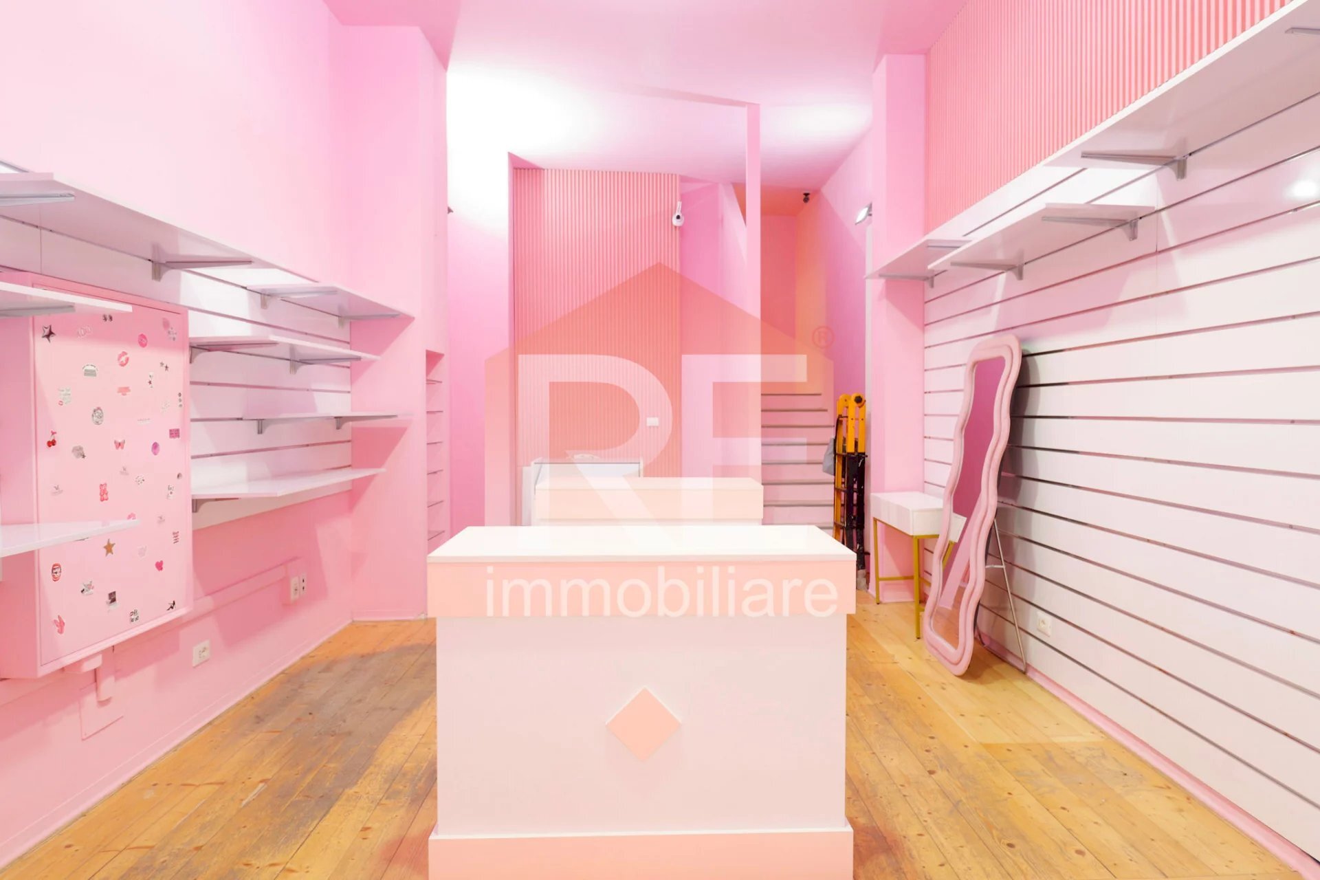 Negozio Via d'Azeglio, Bologna (zona Centro Storico) - foto 3