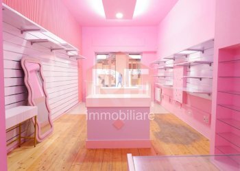 Negozio Via d'Azeglio, Bologna (zona Centro Storico) - foto 5