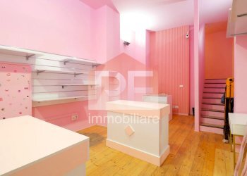 Negozio Via d'Azeglio, Bologna (zona Centro Storico) - foto 7