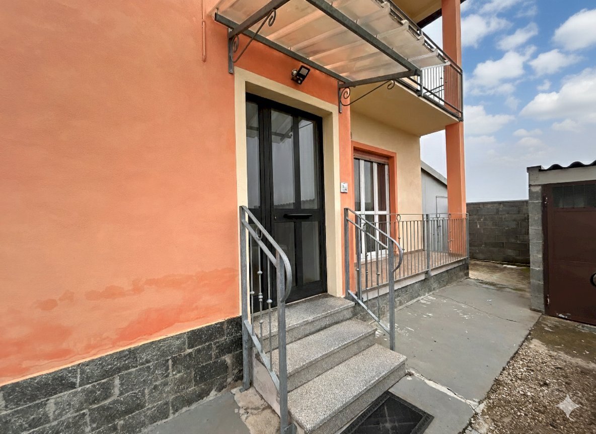 Four-room apartment Alba - photo 2