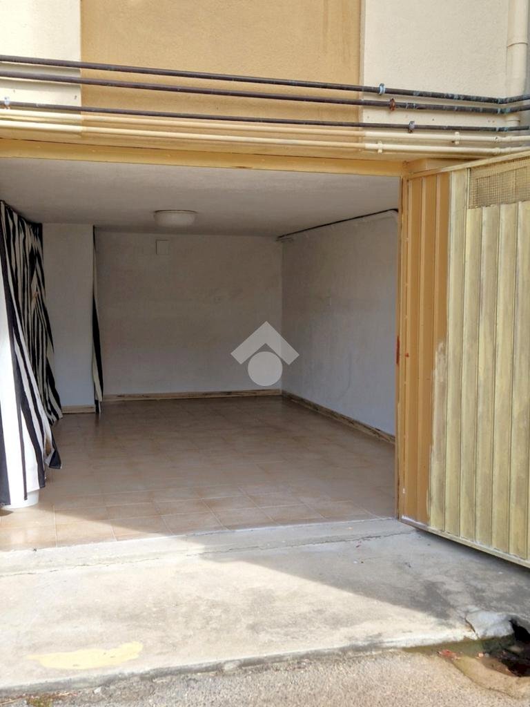 Box Via Luigi Pirandello, Loano - photo 3