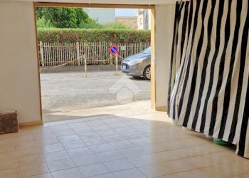 Box Via Luigi Pirandello, Loano - foto 8