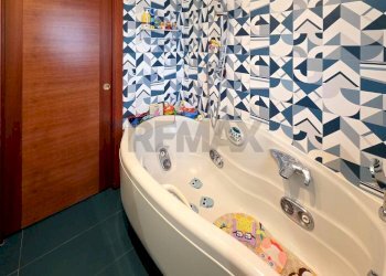 Trilocale CORSO REGIO PARCO, 3 
 Regio Parco, Torino (zona Regio Parco) - foto 38