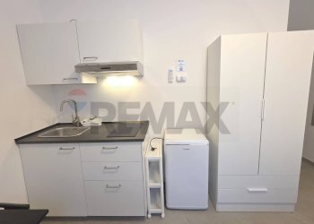 Monolocale VIA FINALMARINA, 10 
 Lingotto, Torino (zona Lingotto) - foto 9