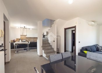 Trilocale Via della Grena, Riva presso Chieri - foto 1