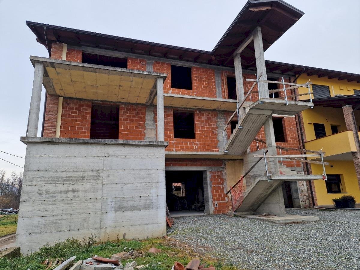 Villa Bollengo - photo 1