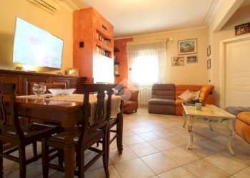 Casa indipendente Via giuseppe mazzini, Cadelbosco di Sopra - foto 9