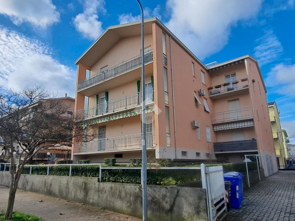 Three-room apartment Via alla pace, Medesano - photo 2