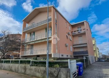 Trilocale Via alla pace, Medesano - foto 5