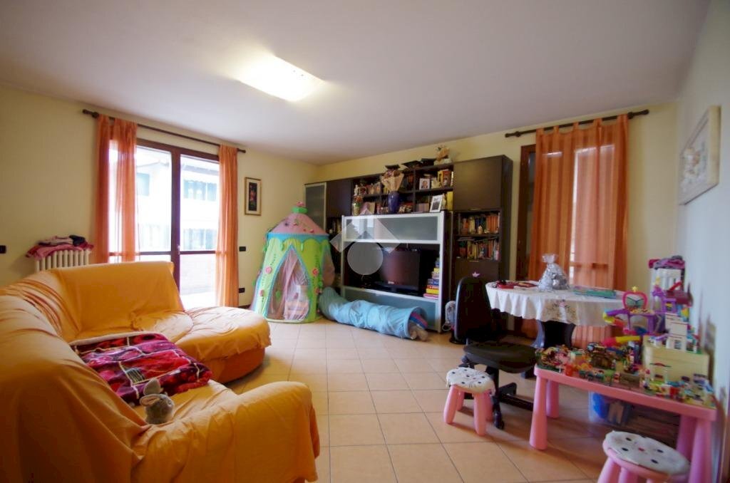 Villa a Schiera Villa a schiera di testa Via Ghiarda, Reggio nell'Emilia - foto 1