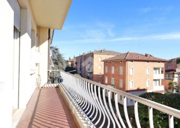 Three-room apartment Via Col di Lana, Reggio nell'Emilia - photo 2