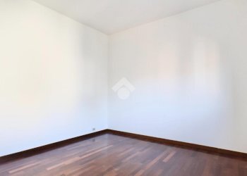 Three-room apartment Via Col di Lana, Reggio nell'Emilia - photo 15