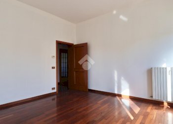 Three-room apartment Via Col di Lana, Reggio nell'Emilia - photo 16
