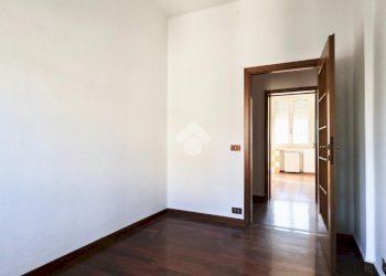 Three-room apartment Via Col di Lana, Reggio nell'Emilia - photo 17