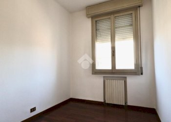 Three-room apartment Via Col di Lana, Reggio nell'Emilia - photo 19