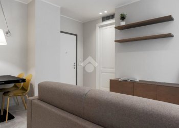 Two-room apartment Via Correggio, Milano (neighborhood Buonarroti) - photo 4