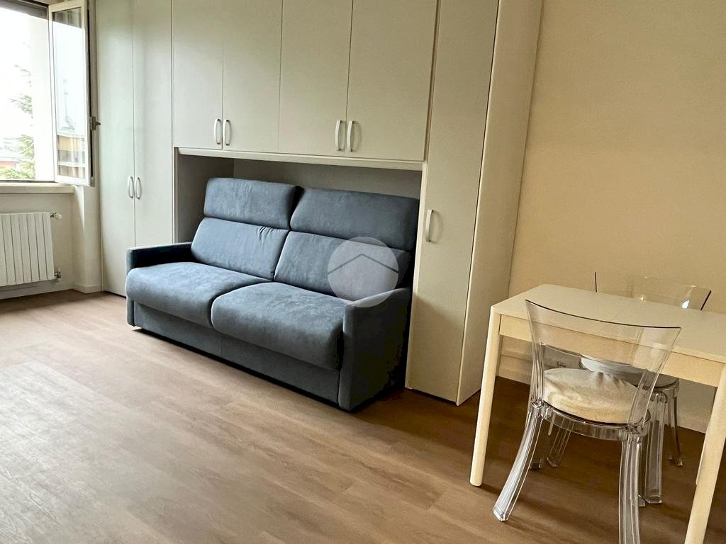 One-room apartment Via Inganni, Milano (neighborhood Inganni) - photo 3