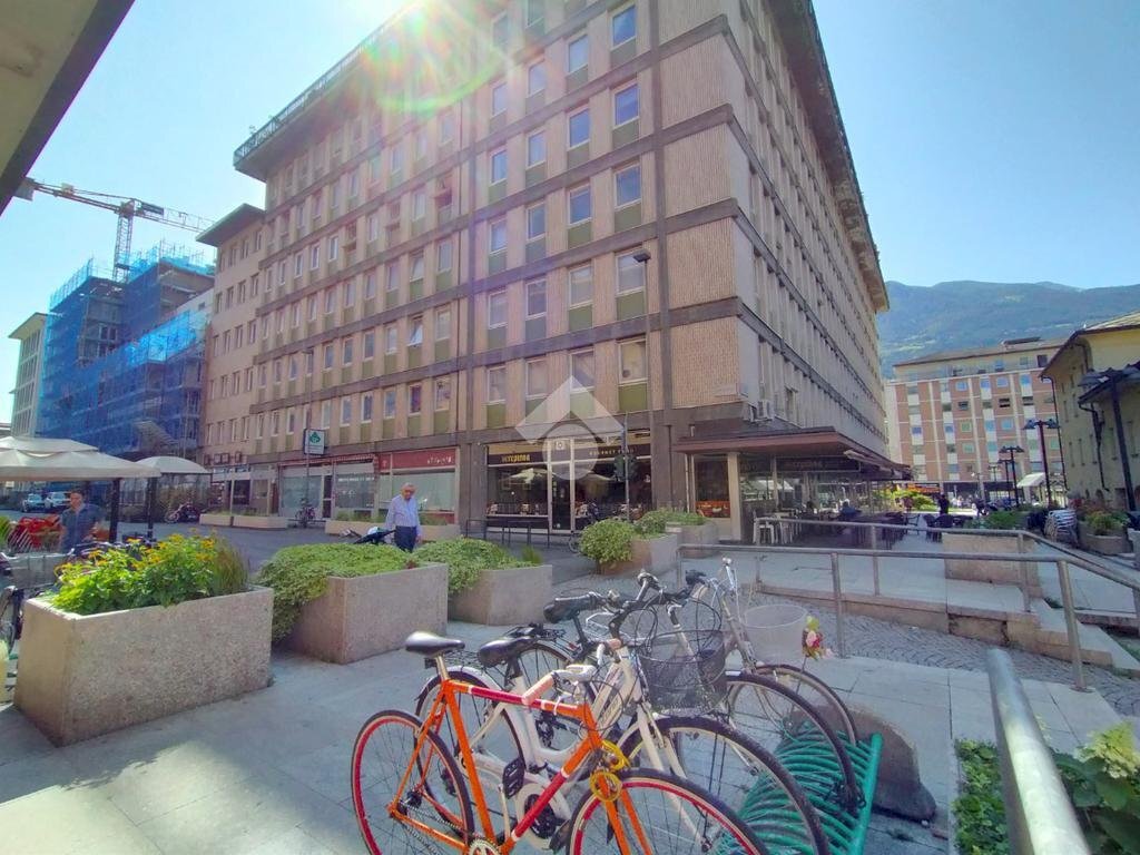 Four-room apartment Via Losanna, Aosta - photo 1